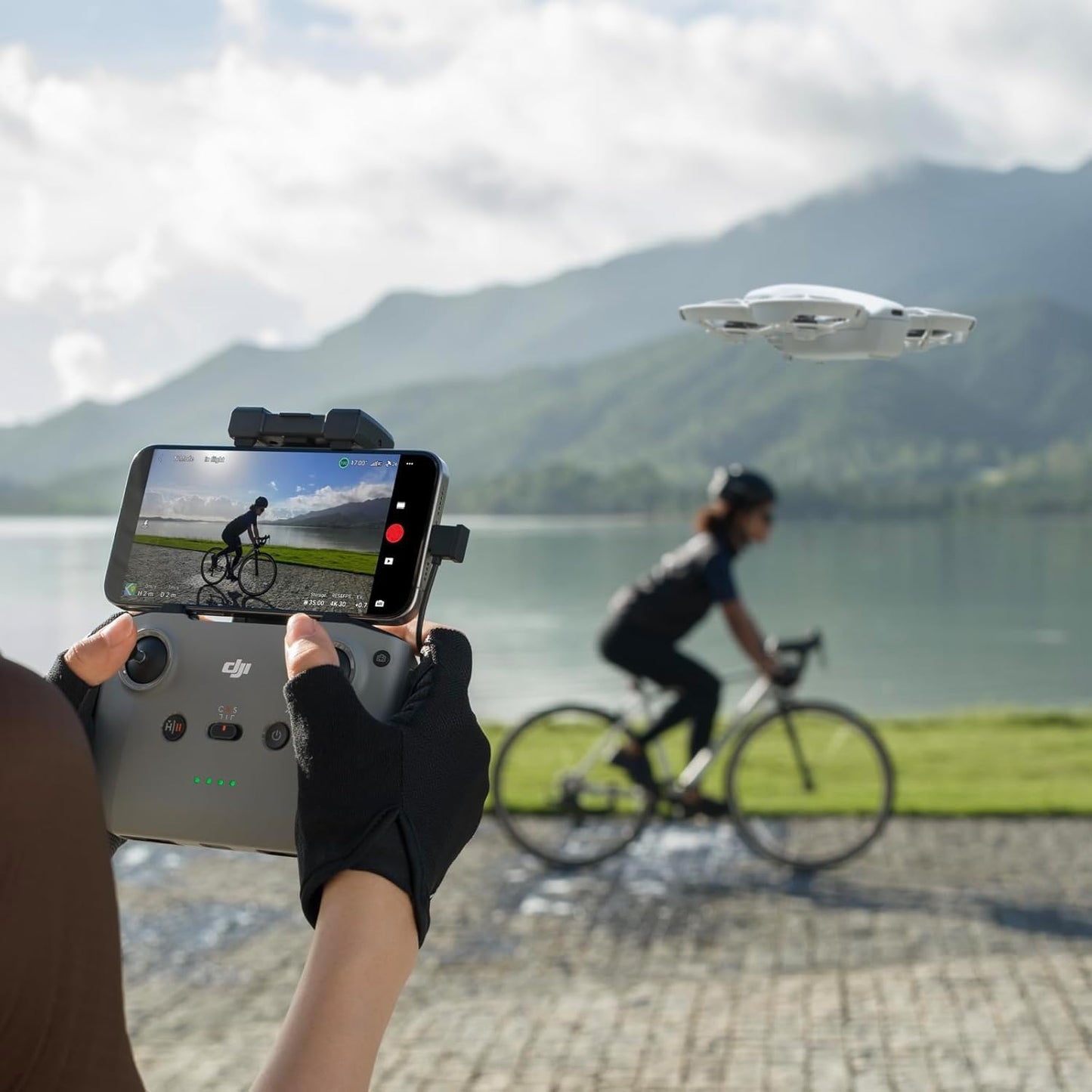 DJI Neo Drone Fly More Combo, Mini Drone with 4K UHD Camera for Adults , Under 249 g, 3-Axis Gimbal Stabilization, 10km Video Transmission, Auto Return & More features